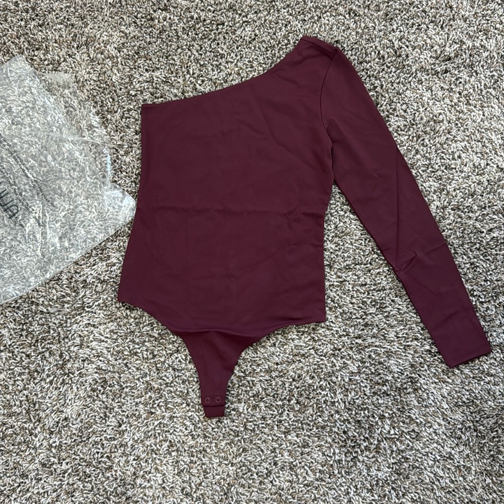 Nuuds one shoulder bodysuit